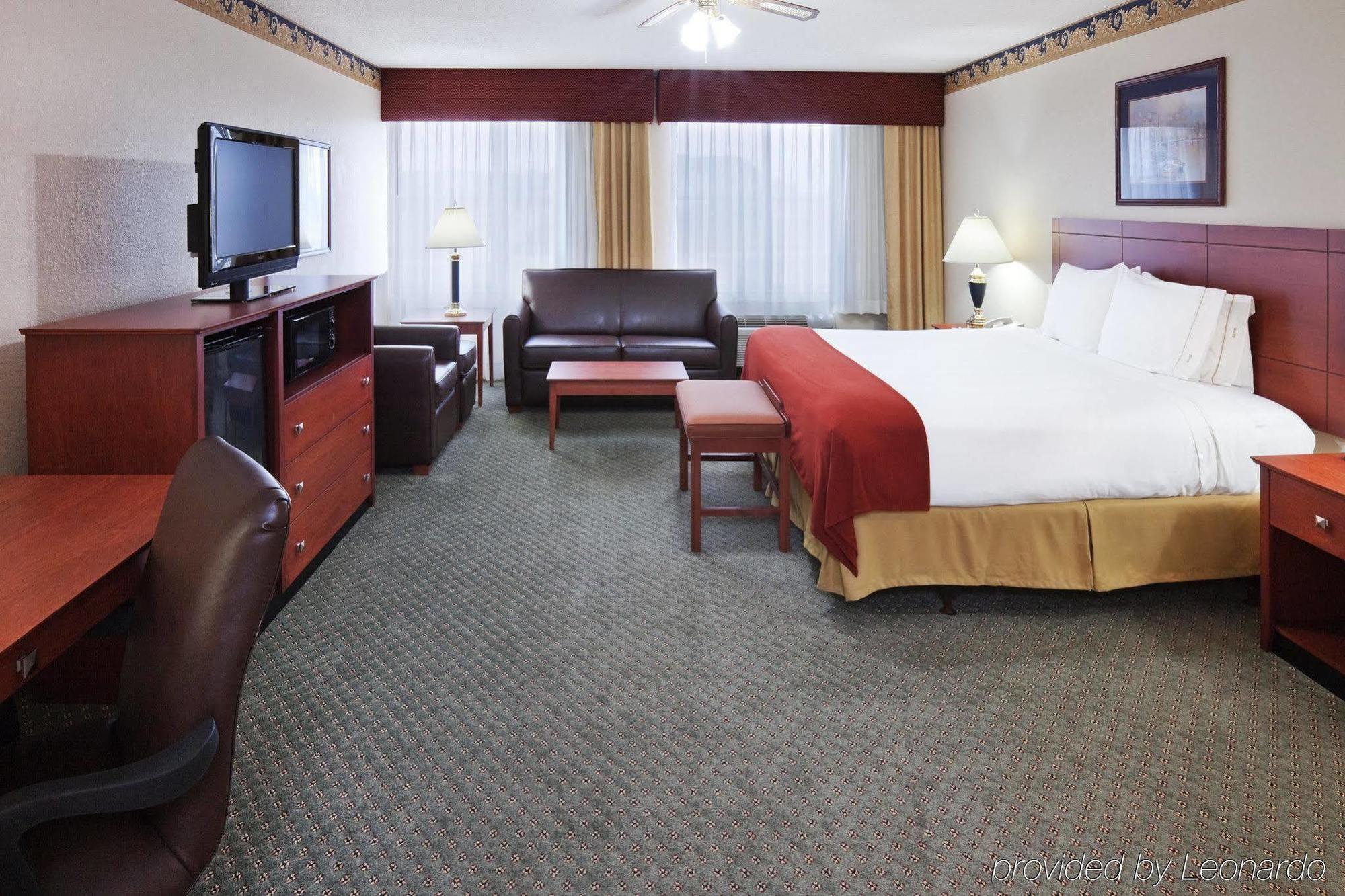 Holiday Inn Express Hotel & Suites Dallas Lewisville By Ihg Номер фото